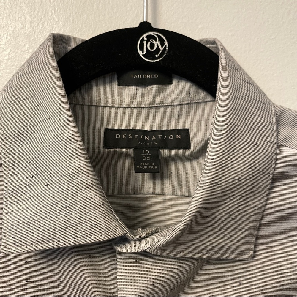 Men’s Button Up Destination Travel Shirt // Non-Iron, Stain Resistant, New
